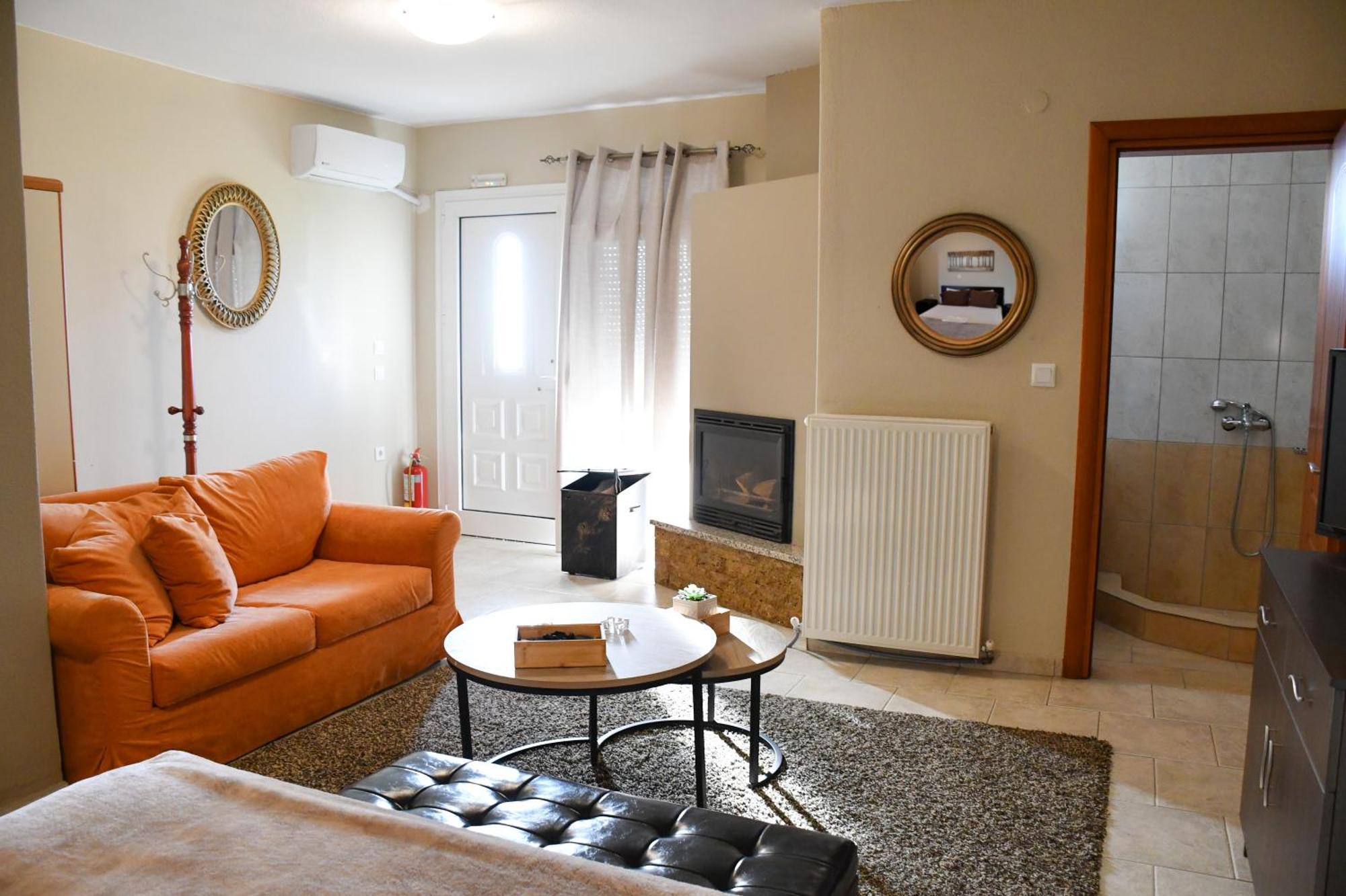 Ángistron Toula Rooms מראה חיצוני תמונה