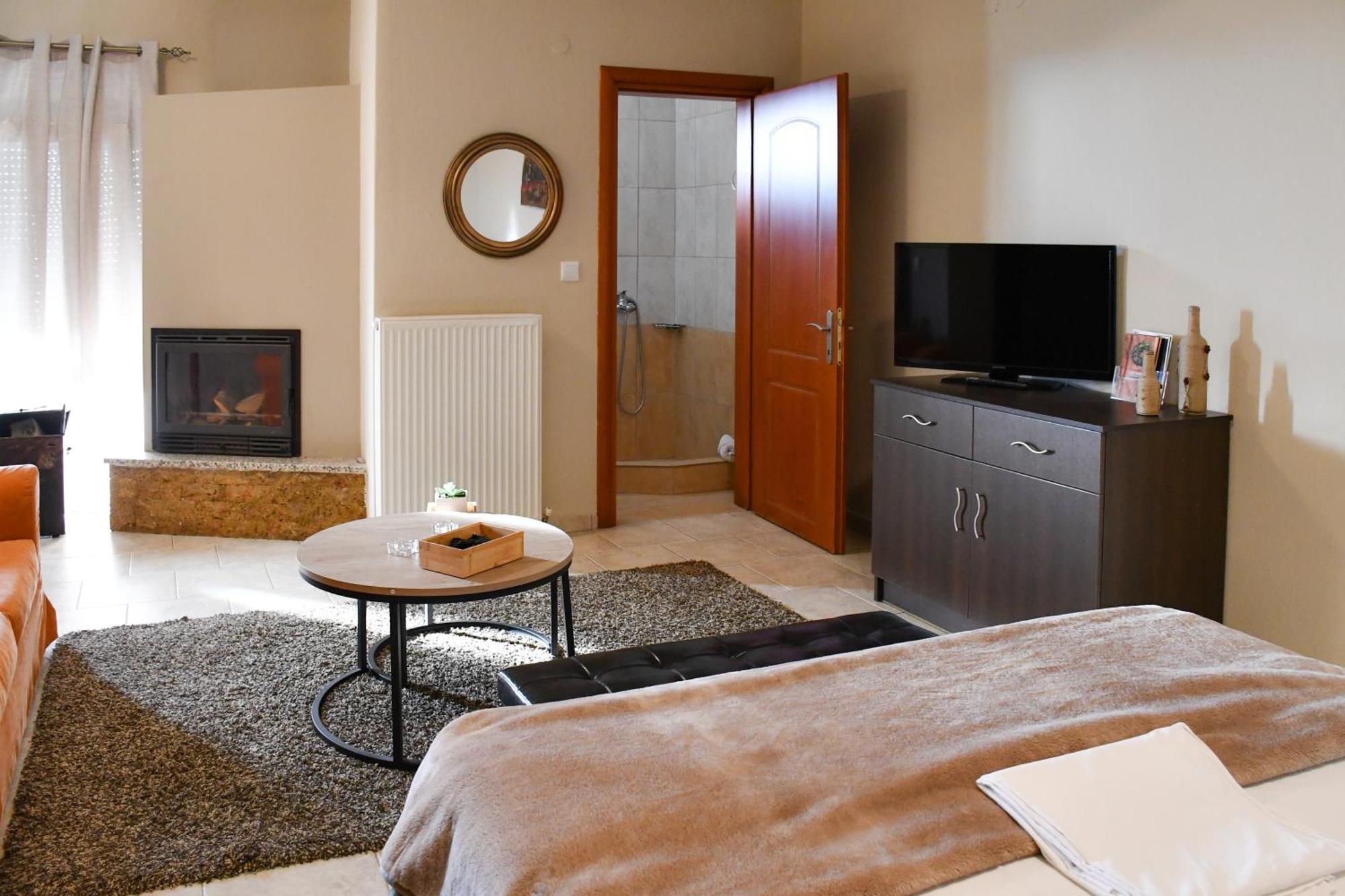 Ángistron Toula Rooms מראה חיצוני תמונה