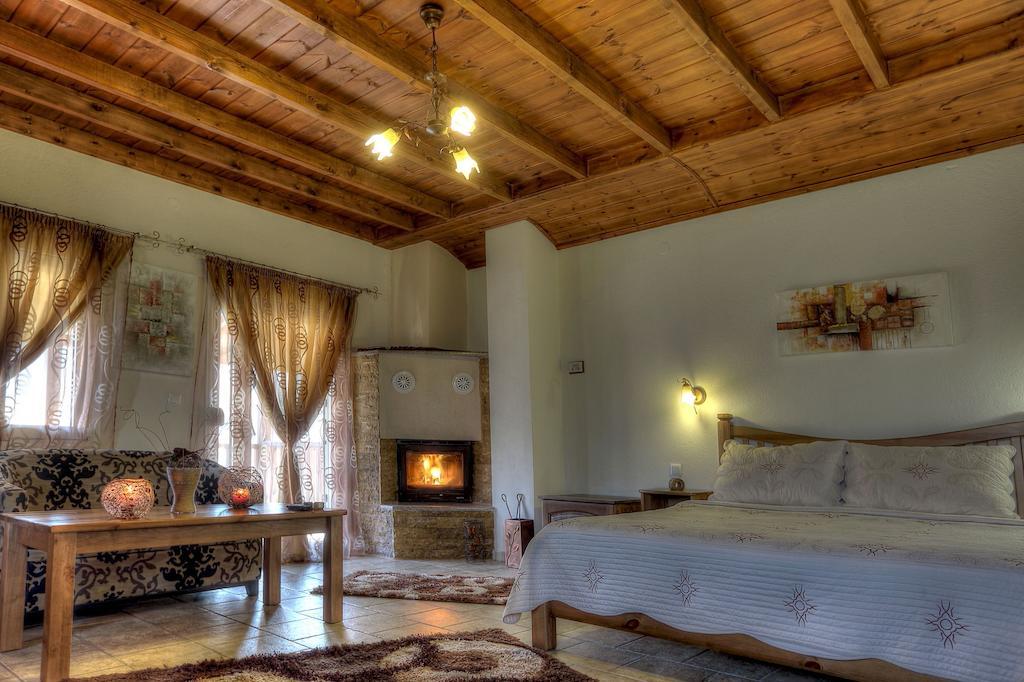 Ángistron Toula Rooms חדר תמונה